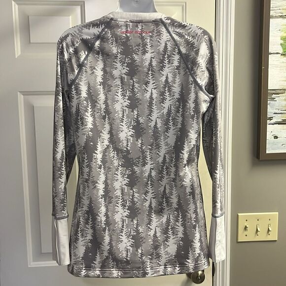 Under Armour Women’s Fitted Pullover W/ Long Sleeve Snap V-Neck & Sleeves- Med - Picture 9 of 15